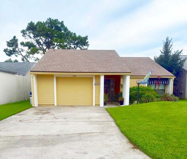 2458 Lorraine Ct S