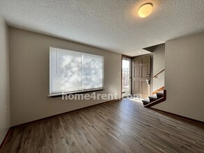 1010 SE 7th Ter in Lee's Summit, MO - Foto de edificio - Building Photo