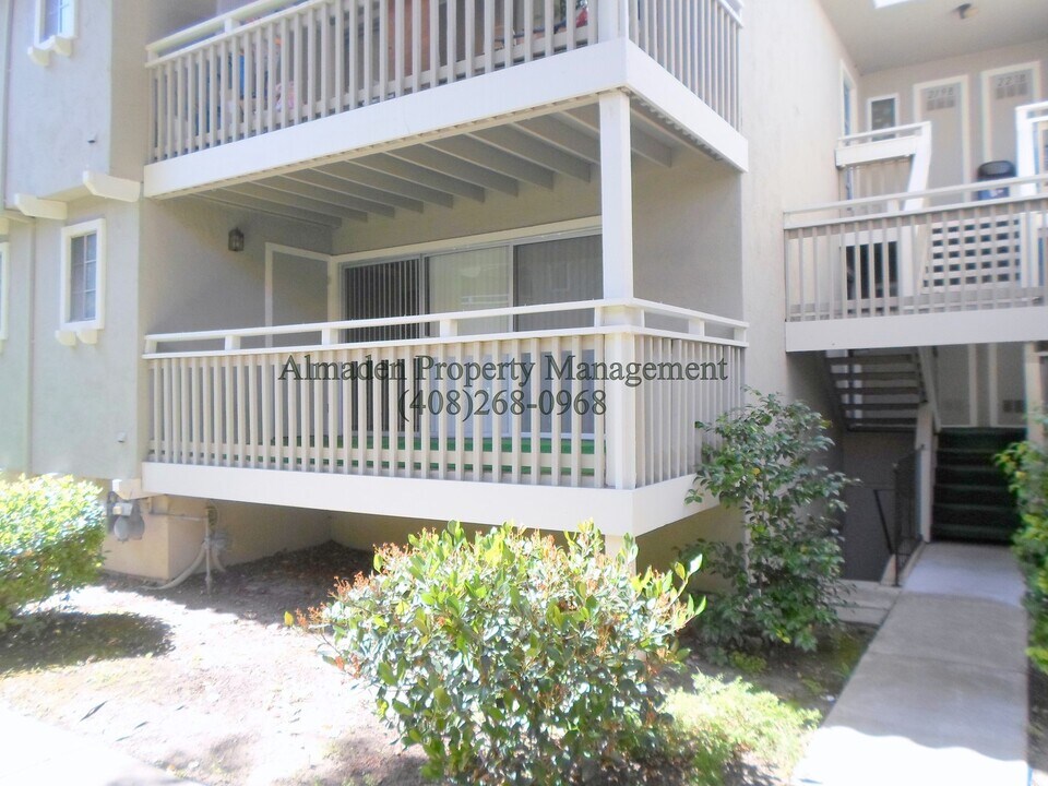 219 Kiely Blvd in Santa Clara, CA - Building Photo