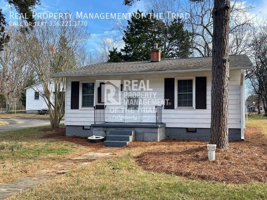 311 Small St in Thomasville, NC - Building Photo