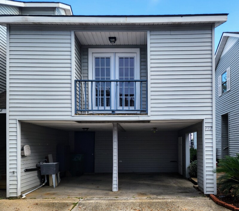 732 Marina Dr in Slidell, LA - Building Photo