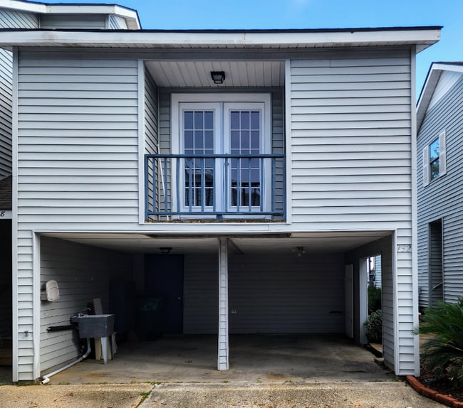 property at 732 Marina Dr