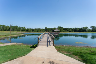 Waters Edge Apartments