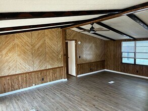 7621 Sunwood Dr in Jacksonville, FL - Building Photo - Building Photo