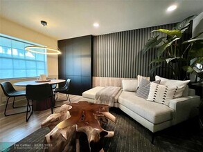 2660 NE 8th Ave in Wilton Manors, FL - Foto de edificio - Building Photo