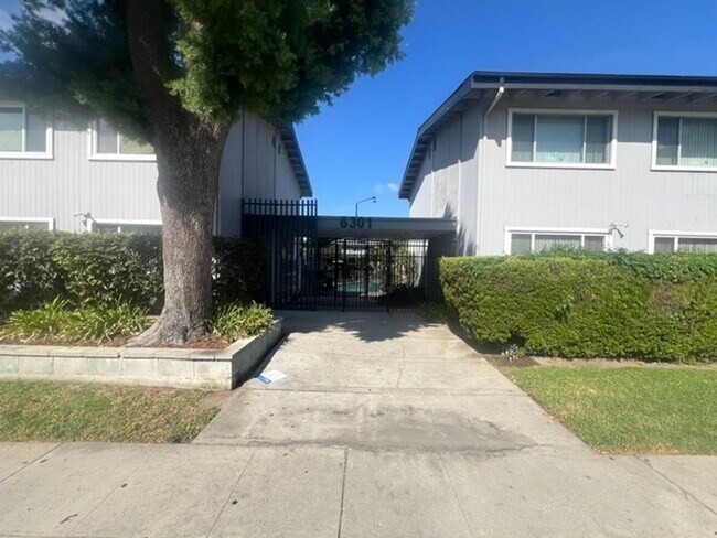 property at 6301 Coldwater Canyon Ave