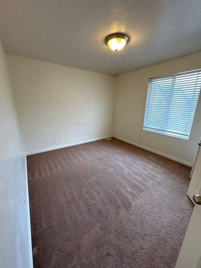 394 E 600 S in Vernal, UT - Building Photo - Building Photo