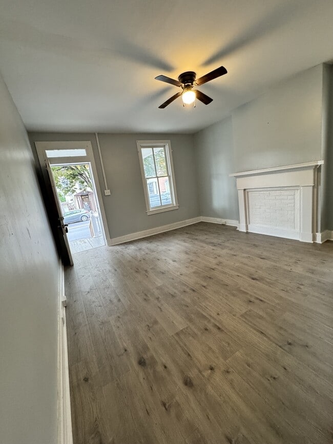 82 W Main St in Westminster, MD - Building Photo - Building Photo