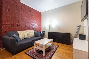 329 E 94th St, Unit SI ID1032023P in New York, NY - Building Photo