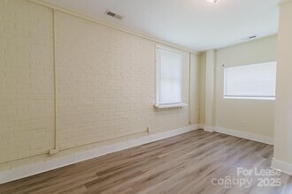 203 W Liberty St in York, SC - Building Photo - Building Photo