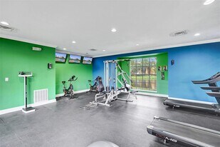 10733 Cleary Blvd, Unit 101 in Plantation, FL - Building Photo