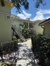 1800 The Greens Way in Jacksonville Beach, FL - Building Photo - Building Photo
