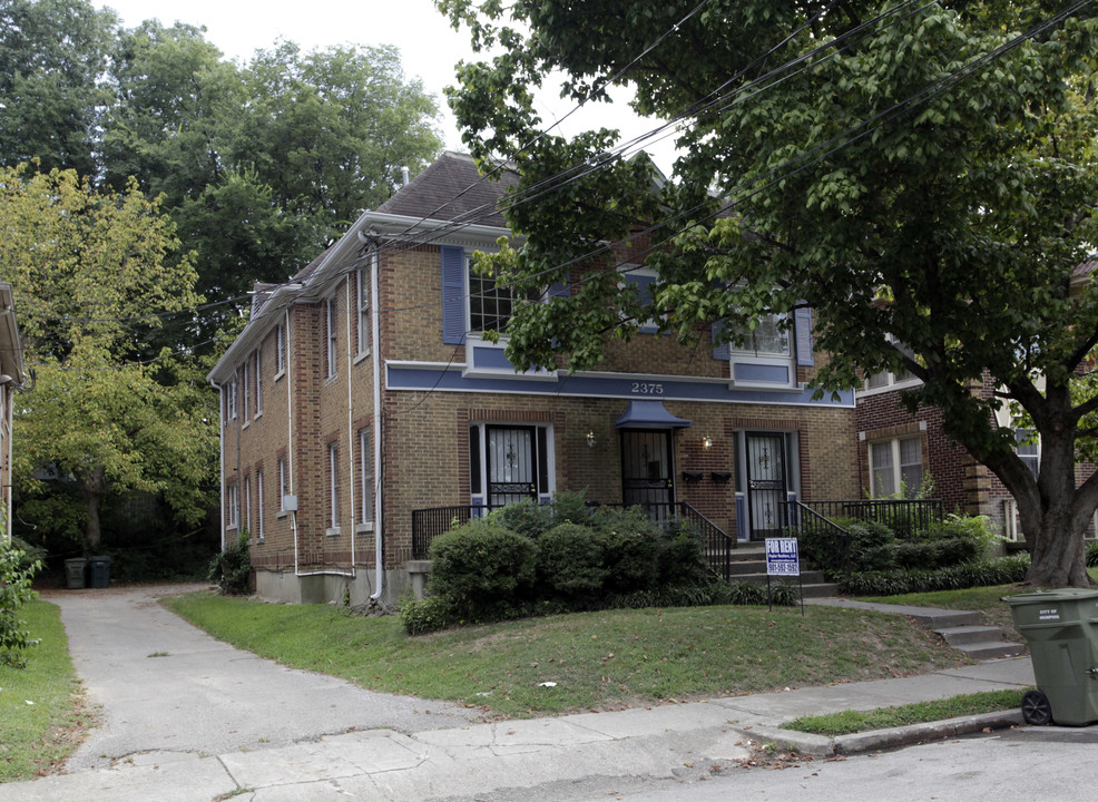 2375 Forrest Ave in Memphis, TN - Foto de edificio