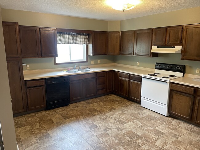 property at 1211 Greenhill Dr