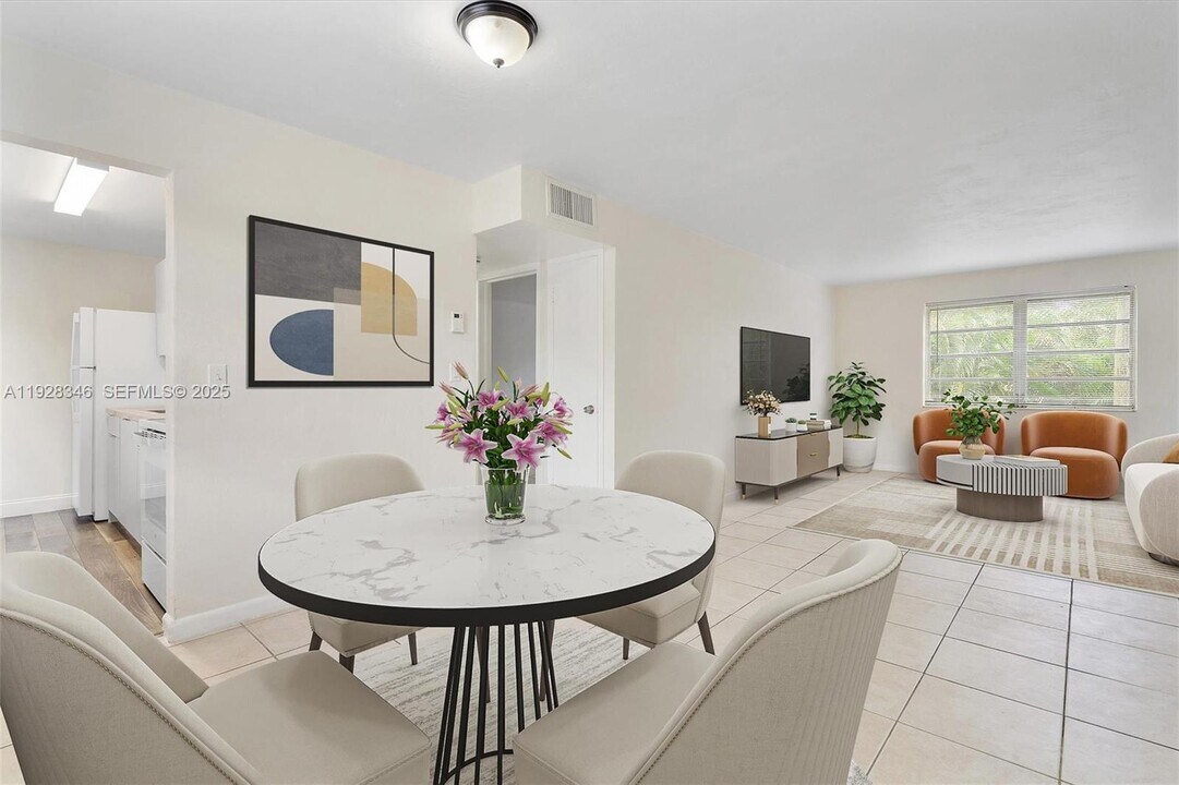 1715 N 16th Ave in Hollywood, FL - Foto de edificio