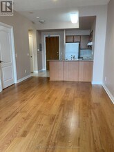 60 Disera Dr in Vaughan, ON - Building Photo - Building Photo