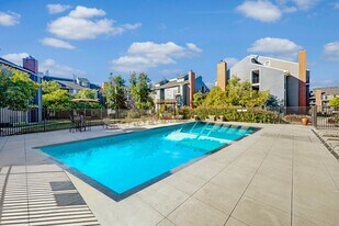 Summit Riverside Apartments in Littleton, CO - Building Photo