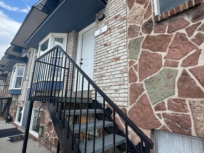 property at 1285 Colorado Blvd