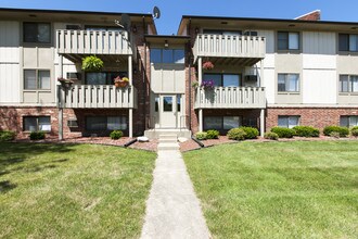 Waterview Estates in Danville, IL - Foto de edificio - Building Photo