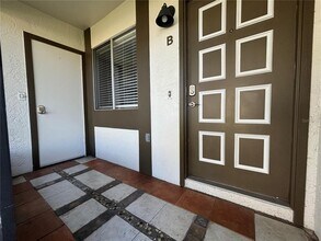 2300 Bancroft Cir S in Palm Harbor, FL - Building Photo - Building Photo
