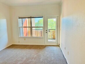 8434 Walerga Rd, Unit 836 in Antelope, CA - Building Photo - Building Photo