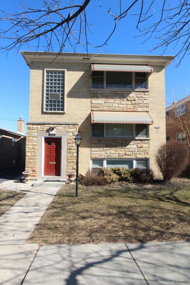 6091 Sauganash N Ave Rentals in Chicago, IL