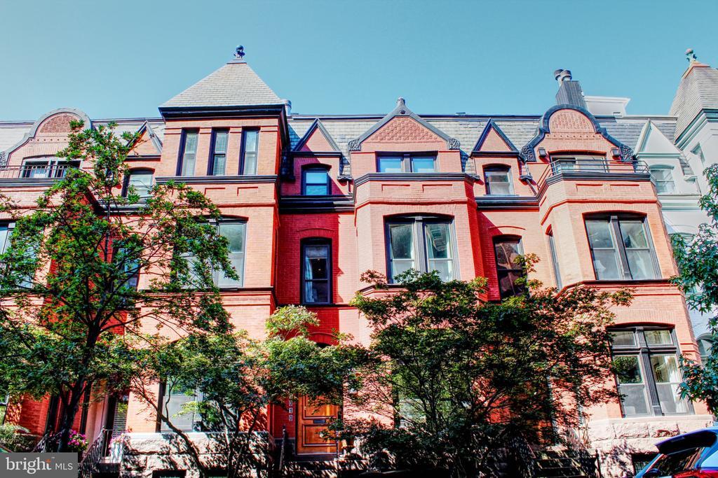 1010 22nd St NW in Washington, DC - Building Photo