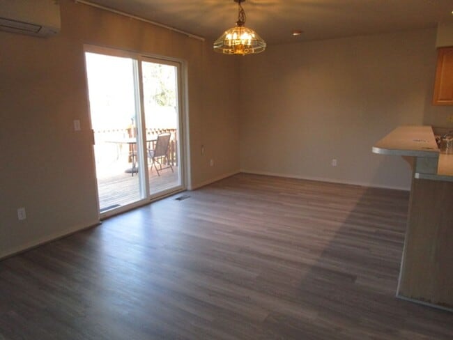 127 S 18th St in Mount Vernon, WA - Building Photo - Building Photo