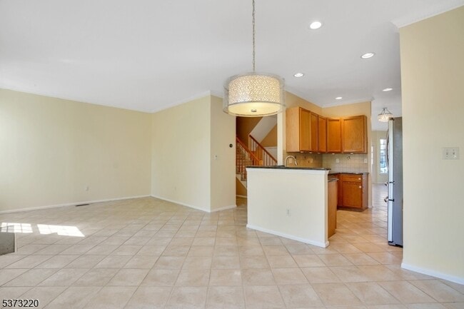 property at 168 Gladstone Dr