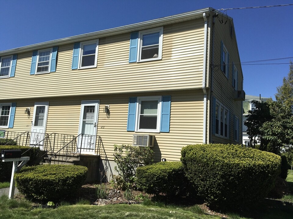 85 Park St in Mansfield, MA - Building Photo