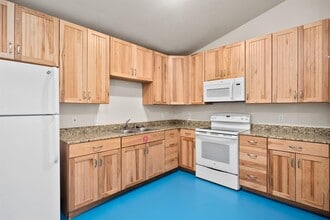 109 Gillespie Ln in Aransas Pass, TX - Building Photo - Building Photo