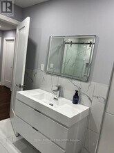 30 Elana Dr in Toronto, ON - Building Photo - Building Photo