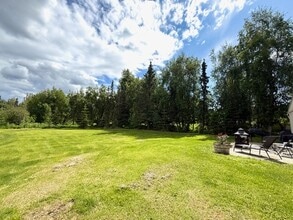 2808 Iris Dr, Unit 4 in Anchorage, AK - Building Photo - Building Photo