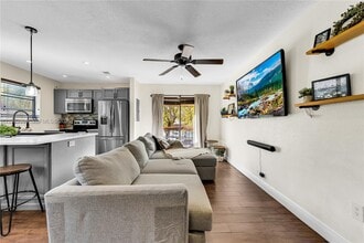 6236 SW 136th Ct in Miami, FL - Building Photo - Building Photo