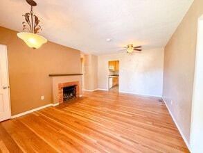 342 Adams St NE in Albuquerque, NM - Building Photo - Building Photo