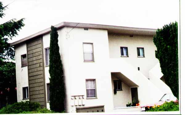 2337 Maricopa Ave in Richmond, CA - Foto de edificio - Building Photo