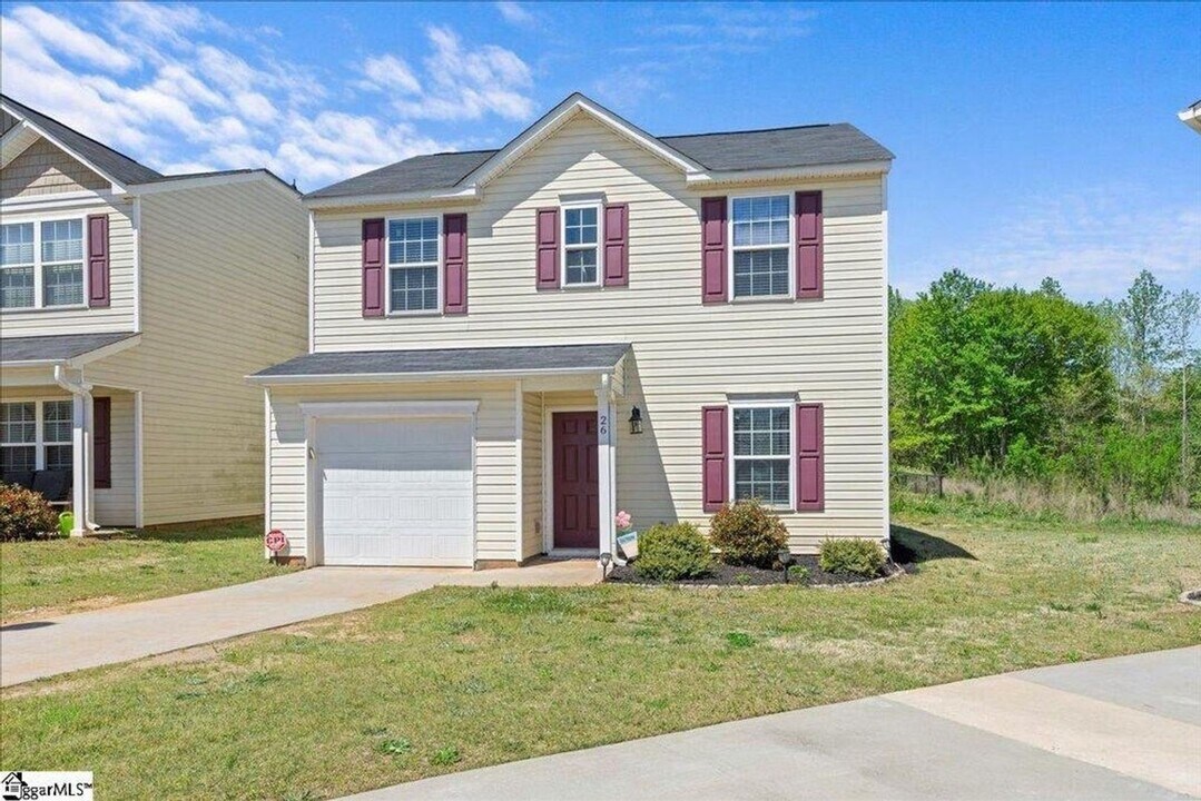 26 Jones Creek Cir in Greer, SC - Building Photo
