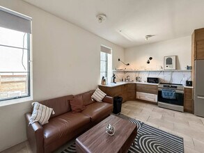 309-11 South St, Unit ID1055807P in Philadelphia, PA - Building Photo - Building Photo