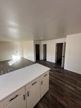 738 W 11th St in Medford, OR - Building Photo - Building Photo