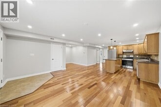 50 Whitlaw Way in Brant, ON - Building Photo - Building Photo