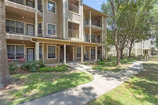 2400 Spring Rain Dr in Spring, TX - Building Photo