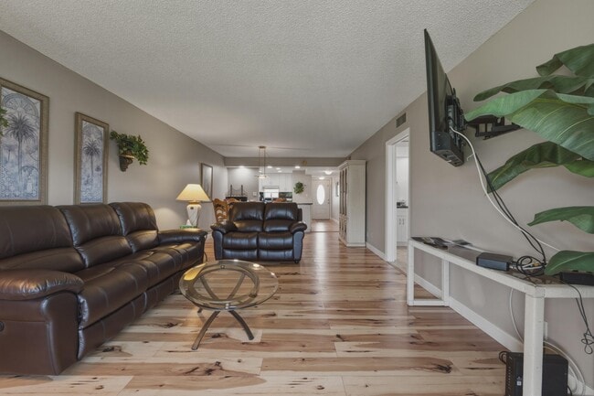 property at 9420 S Hollybrook Lake Dr