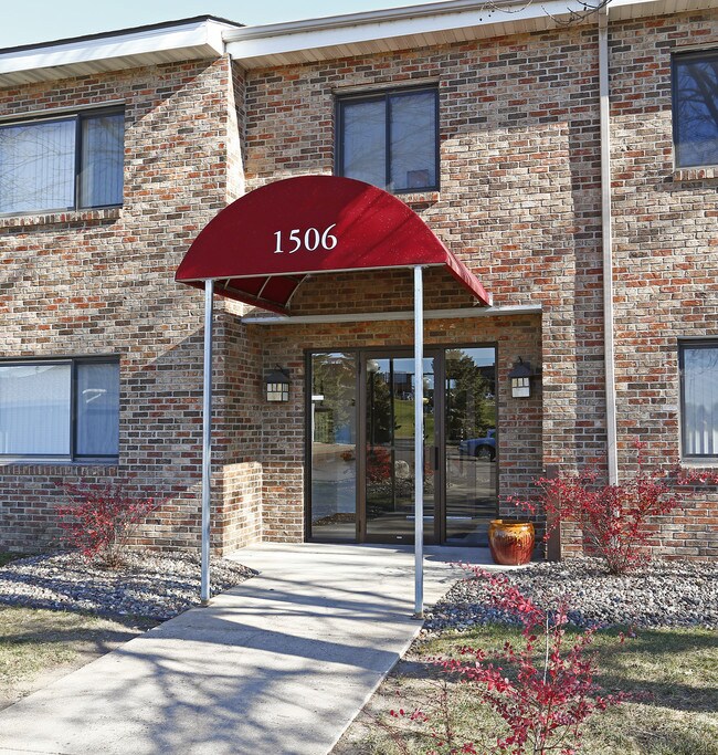 Lake Point South Apartments in Buffalo, MN - Foto de edificio - Building Photo