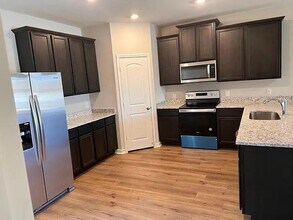 101 Mount Vernon Way in Liberty Hill, TX - Building Photo - Building Photo