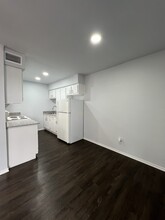 1608 Tamarack Ave, Unit 124 in McAllen, TX - Building Photo - Building Photo