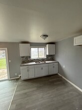 2017 O’Brien Rd in Mount Morris, MI - Building Photo - Building Photo