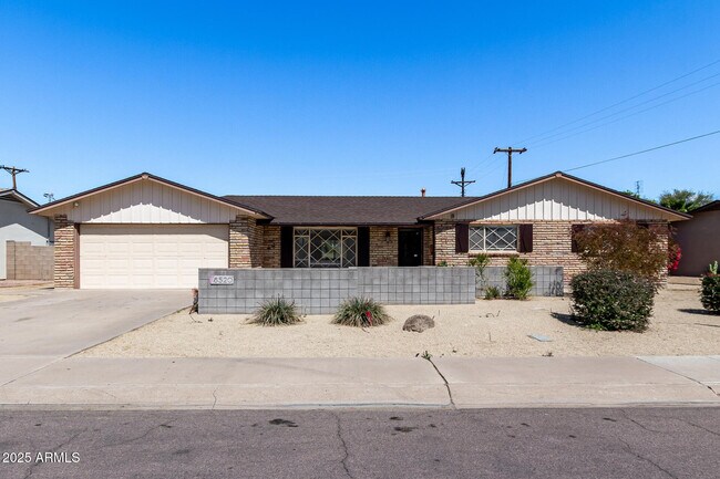 property at 8520 E Turney Ave