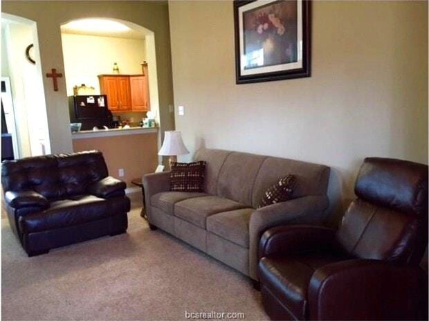 2810 Silver Oak Dr in College Station, TX - Foto de edificio - Building Photo