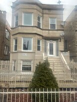 2536 W Cortez St in Chicago, IL - Building Photo