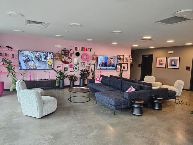 property at 501 N Perth St